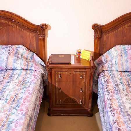 Astoria Hotel Ντνιπροπετρόφσκ Δωμάτιο φωτογραφία