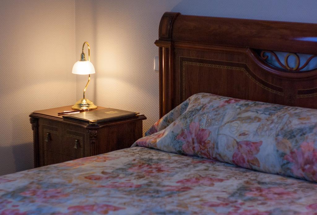 Astoria Hotel Ντνιπροπετρόφσκ Εξωτερικό φωτογραφία