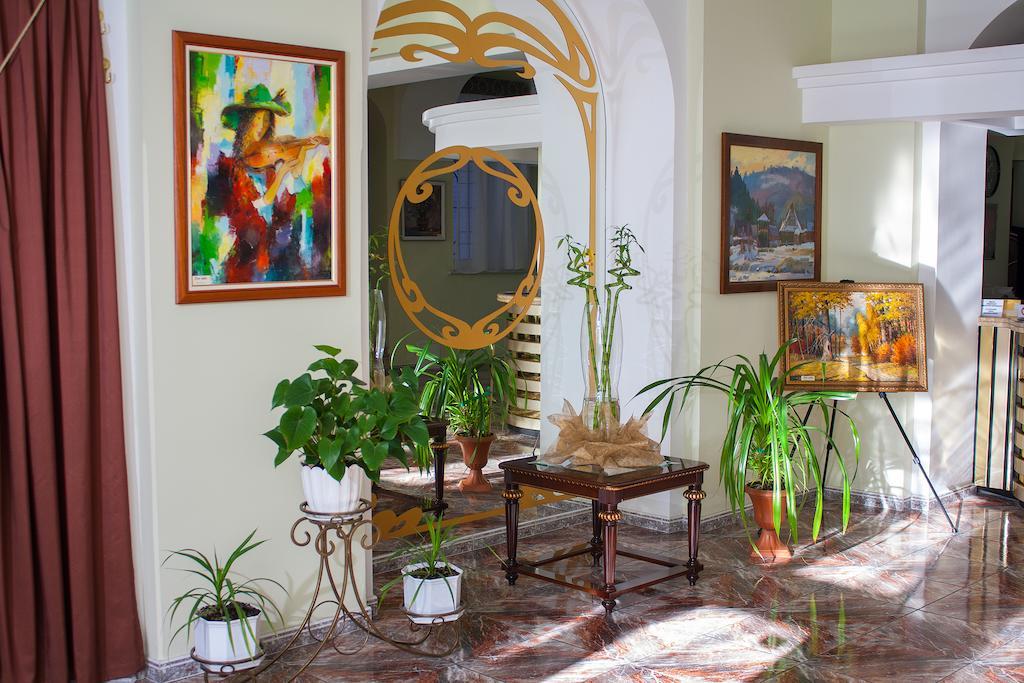 Astoria Hotel Ντνιπροπετρόφσκ Εξωτερικό φωτογραφία